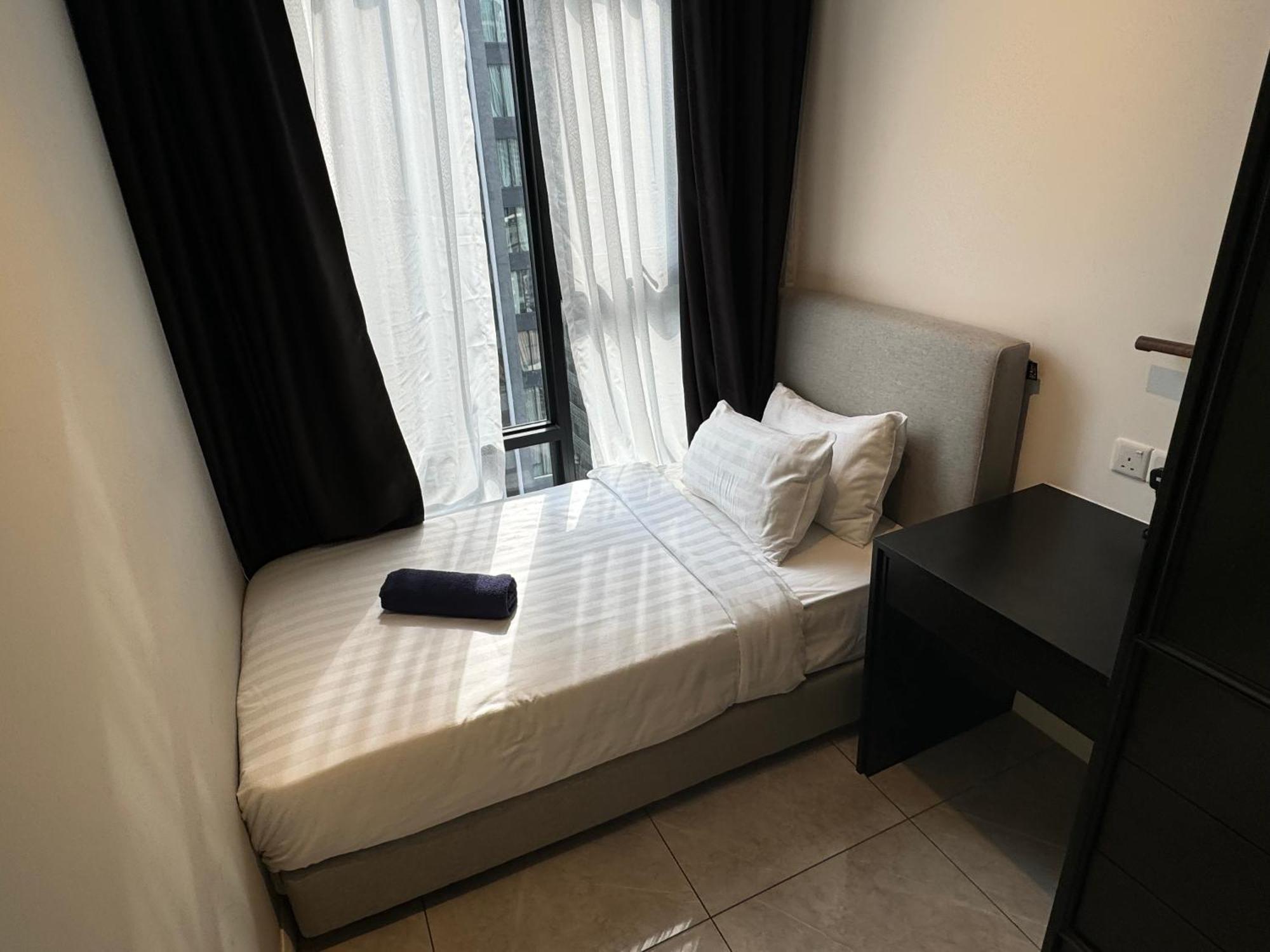 Apartment At Axon Pavilion *