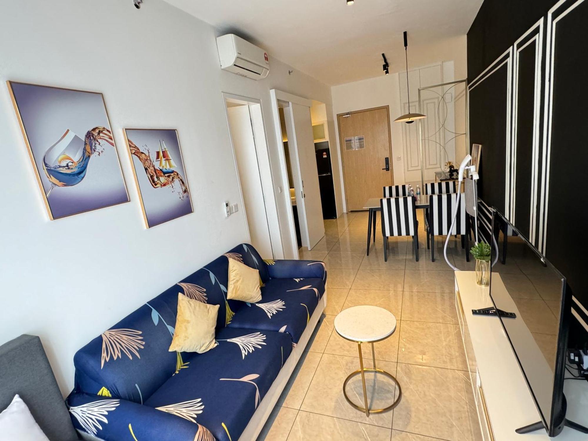 Apartment At Axon Pavilion *