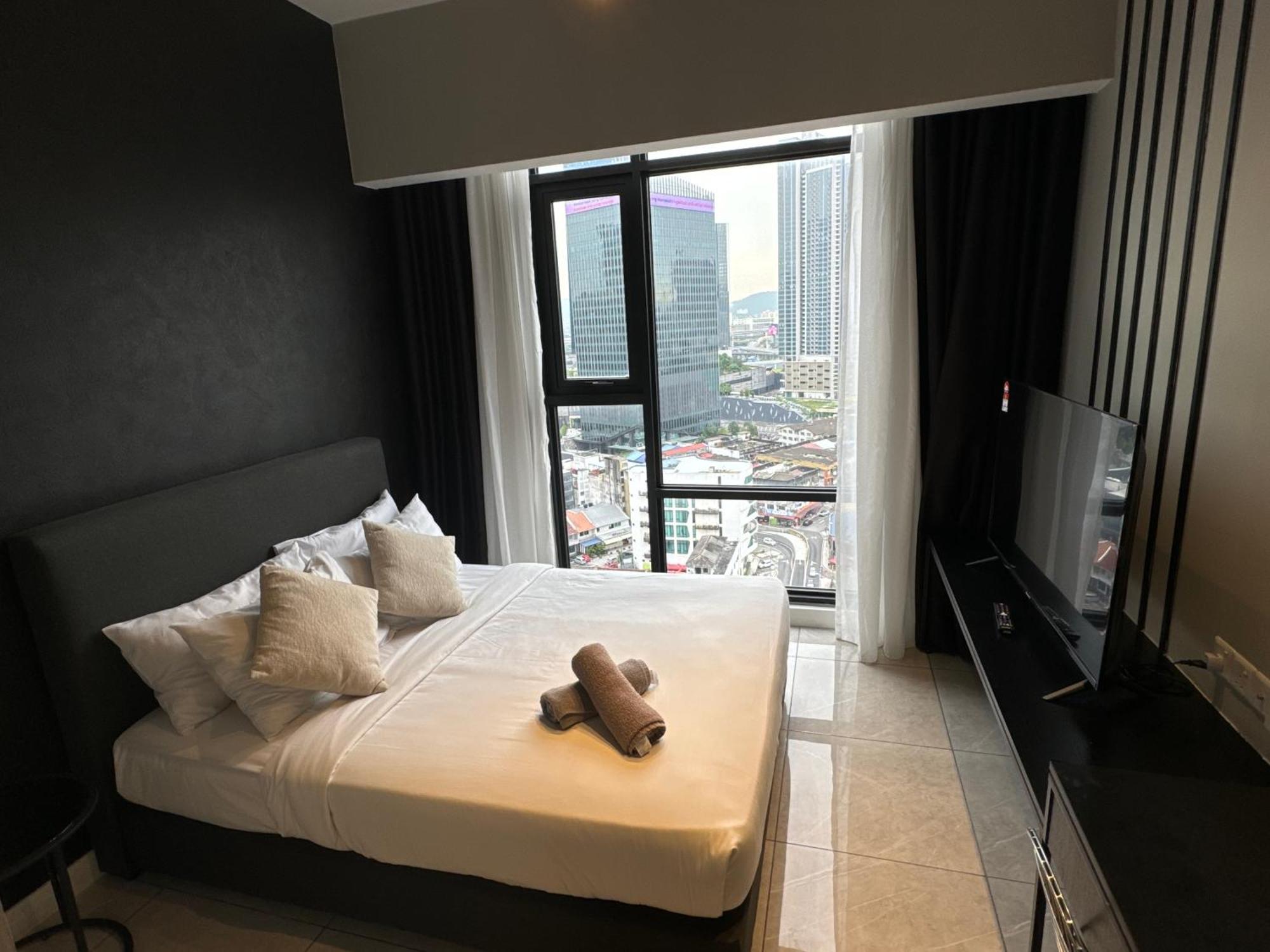 At Axon Pavilion Apartment Kuala Lumpur